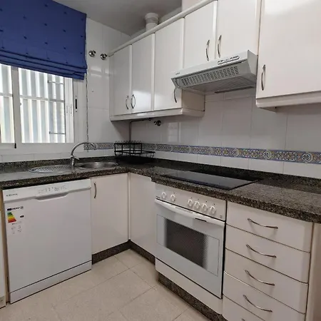 Apartment En Primera Linea De Playa Con Solarium, Gran Terraza Y Piscina *